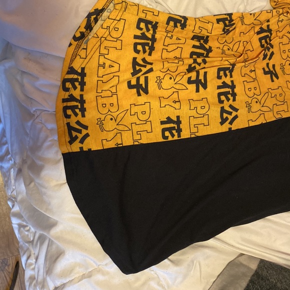 Playboy Medium Men’s shirt yellow and black - Picture 2 of 3